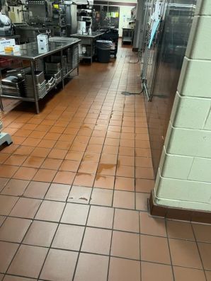 Commercial Cleaning Services in Merrimack, NH (2)