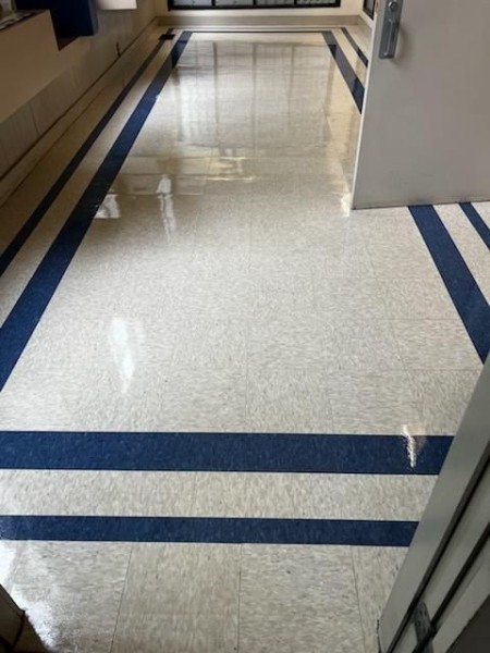 Commercial Floor Cleaning in Londonderry, NH (1)