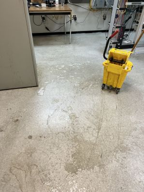 Before & After Commercial Floor Cleaning in Manchester, NH (2)